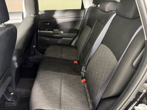 Used 2020 Mitsubishi Outlander Sport SE AWD/4WD image 13