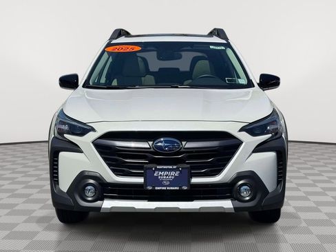 Used 2025 Subaru Outback Limited AWD/4WD image 3