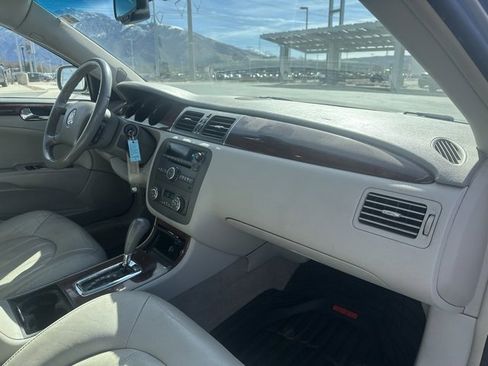 Used 2008 Buick Lucerne CXL image 17