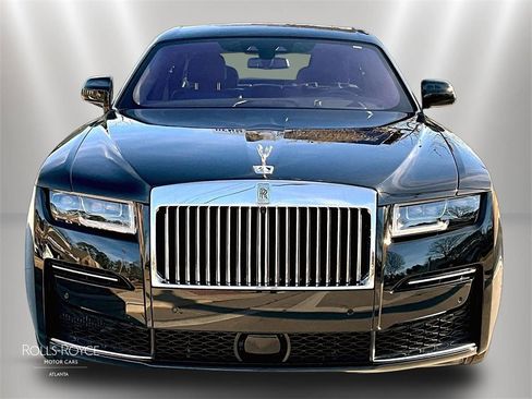 Certified 2022 Rolls-Royce Ghost image 3