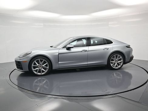 Used 2025 Porsche Panamera 4 AWD/4WD image 2