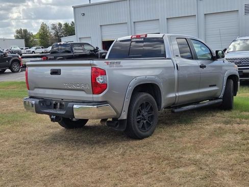 Used 2017 Toyota Tundra SR5 w/ SR5 Upgrade Package RWD image 7