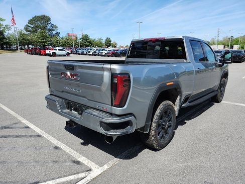 New 2026 GMC Sierra 2500 AT4 w/ AT4 Premium Plus Package AWD/4WD image 3