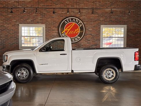 Used 2017 GMC Sierra 1500 2WD Regular Cab image 12