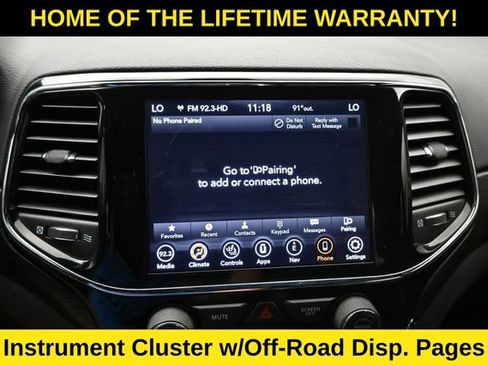 Used 2020 Jeep Grand Cherokee Altitude AWD/4WD image 28