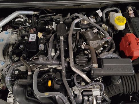 Used 2024 Nissan Sentra SV FWD image 30