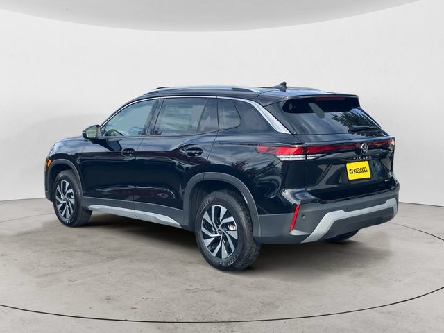 Certified 2025 Volkswagen Tiguan S AWD/4WD image 3