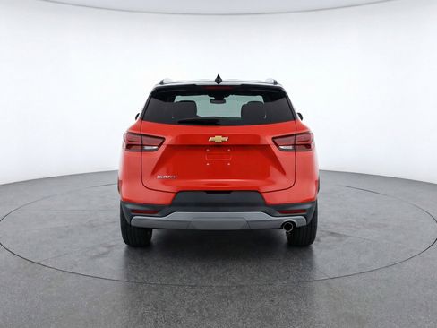 Used 2025 Chevrolet Blazer LT image 7