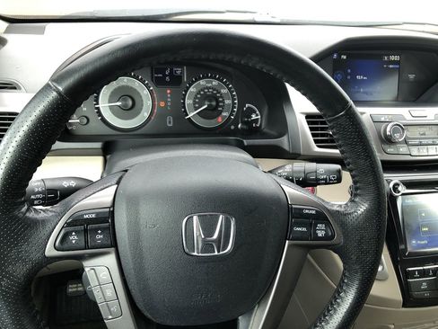 Used 2017 Honda Odyssey EX-L image 18