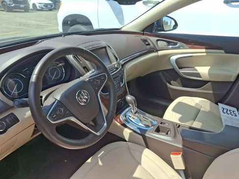 Used 2016 Buick Regal FWD image 10
