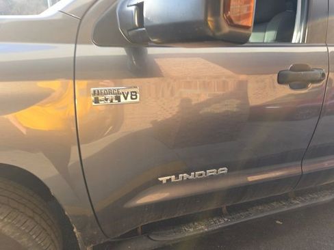 Used 2014 Toyota Tundra SR5 w/ TRD Off Road Package image 7