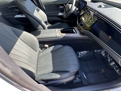 Certified 2024 Mercedes-Benz E 350 4MATIC Sedan w/ Airmatic Package image 15