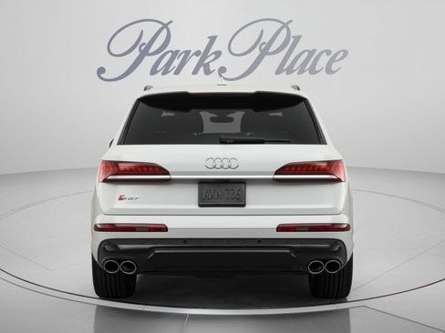 Used 2021 Audi SQ7 Premium Plus AWD/4WD image 4