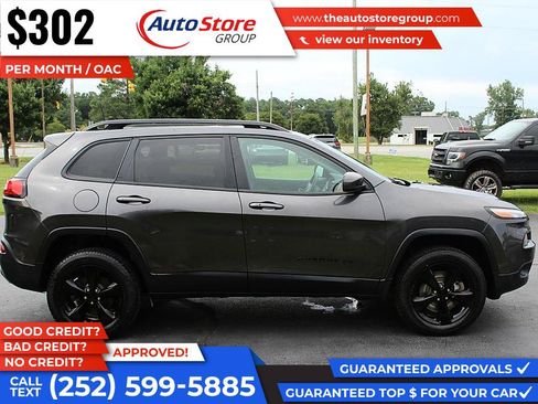 Used 2017 Jeep Cherokee High Altitude w/ Luxury Group AWD/4WD image 5
