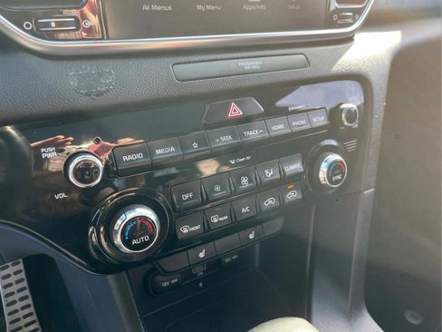 Used 2021 Kia Sportage S w/ S AWD Premium Package image 19