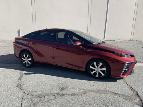 Used 2018 Toyota Mirai image 8
