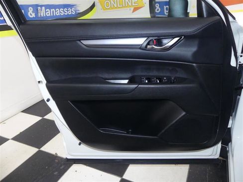 Used 2021 MAZDA CX-5 Touring image 25