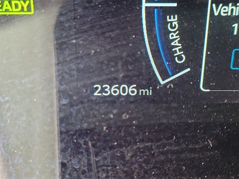 Used 2025 Toyota Camry LE image 23