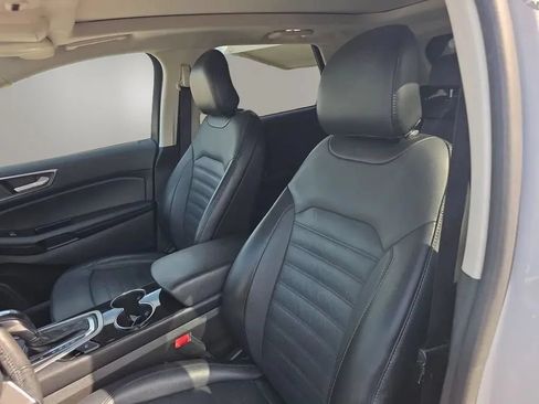 Used 2017 Ford Edge SEL w/ Equipment Group 201A FWD image 26