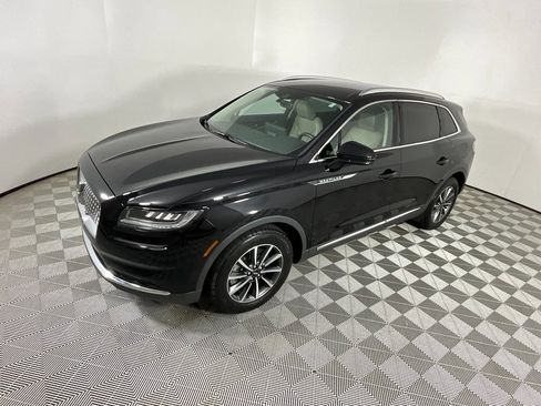 Certified 2022 Lincoln Nautilus FWD image 9