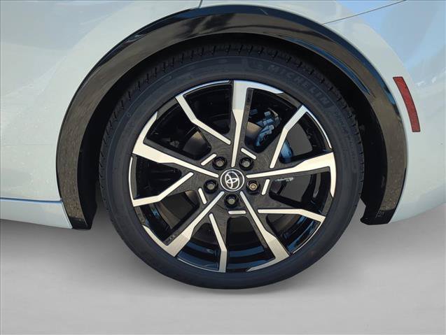 New 2026 Toyota Prius Plug-In Hybrid FWD image 9