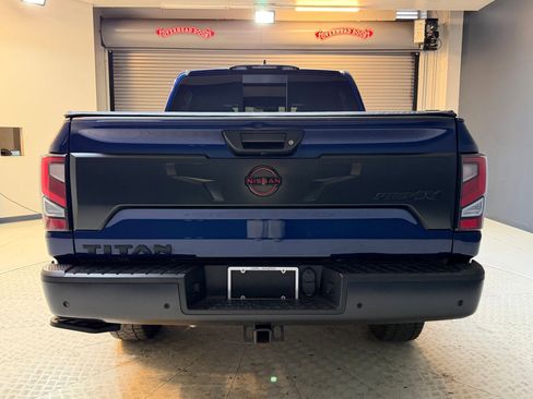 Used 2024 Nissan Titan PRO-4X w/ Pro-4x Convenience Package AWD/4WD image 9