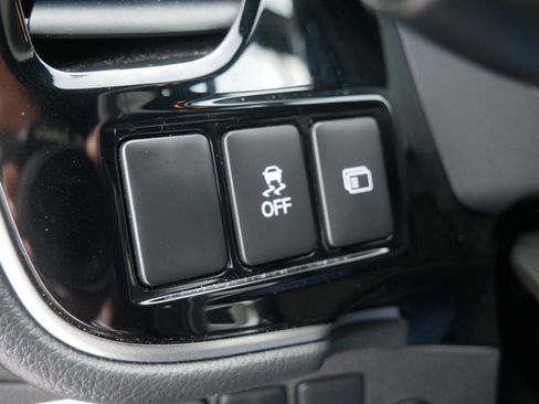 Used 2022 Mitsubishi Outlander SEL image 28