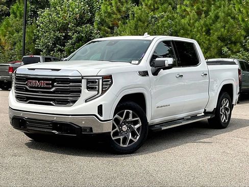Used 2024 GMC Sierra 1500 SLT w/ SLT Premium Plus Package AWD/4WD image 2