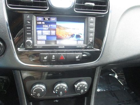 Used 2013 Chrysler 200 Touring w/ Cold Weather Group image 12