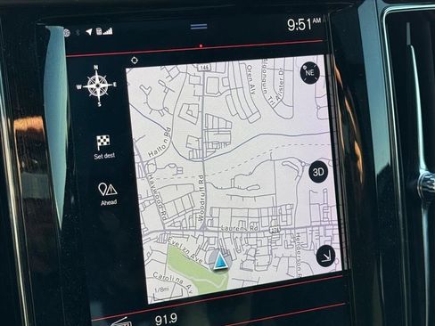 Used 2018 Volvo XC60 T5 R-Design w/ Convenience Package image 22