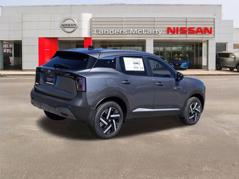 New 2026 Nissan Kicks SV w/ SV Premium Package FWD image 3
