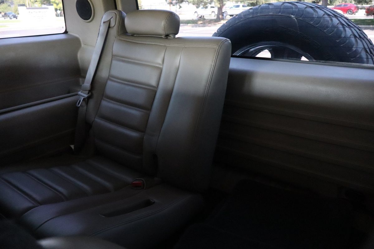 Used 2003 HUMMER H2 w/ Preferred Equipment Group AWD/4WD image 21