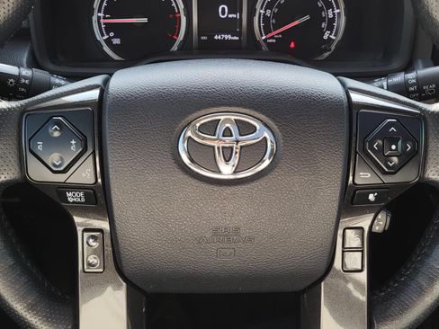 Used 2023 Toyota 4Runner TRD Off-Road Premium w/ Off Road Premium Plus Package AWD/4WD image 28