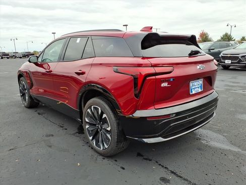 Used 2025 Chevrolet Blazer EV RS image 3