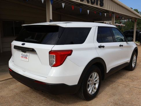 Used 2021 Ford Explorer 2WD image 6
