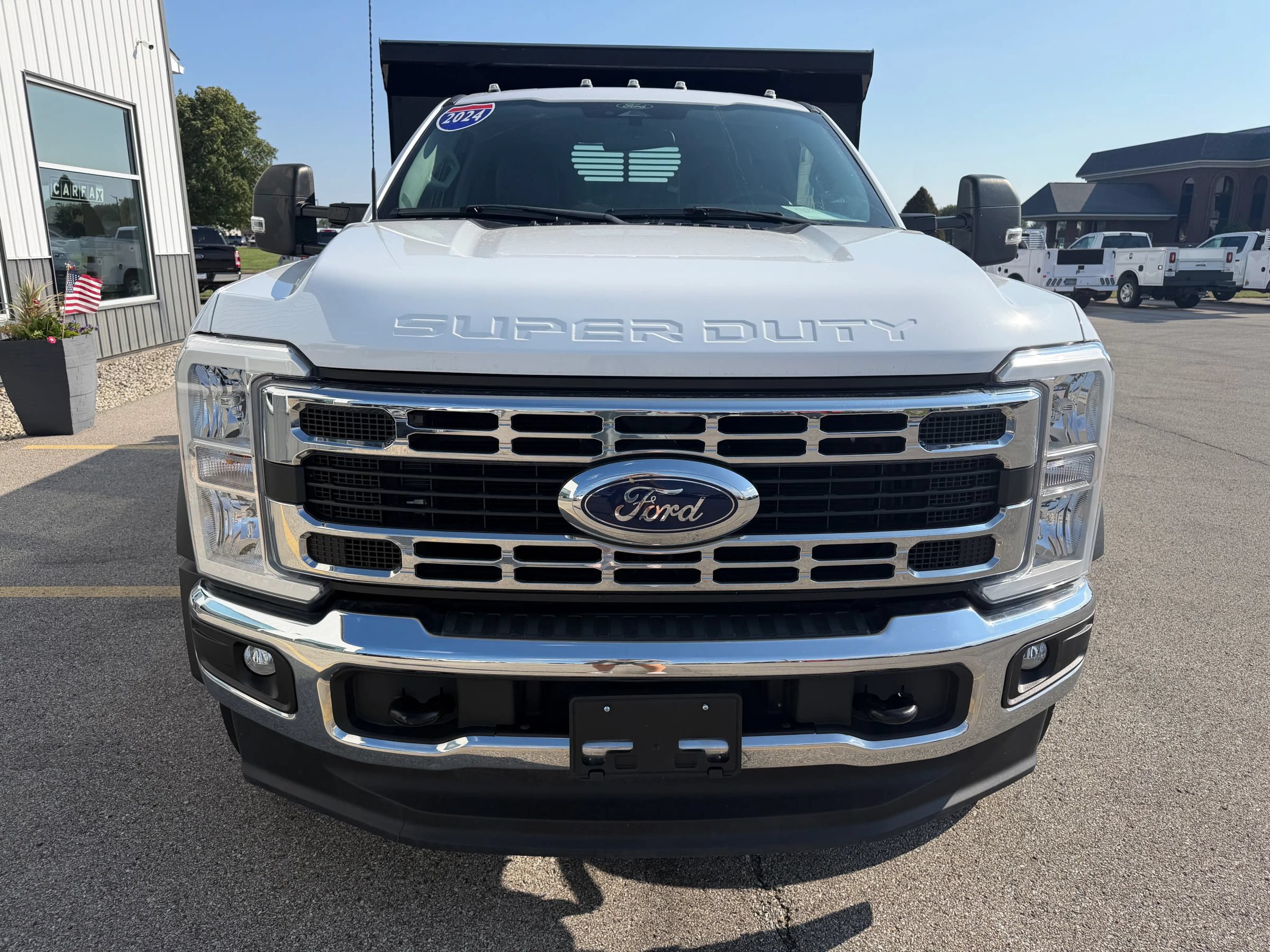 Used 2024 Ford F550 4x4 Regular Cab Super Duty image 13