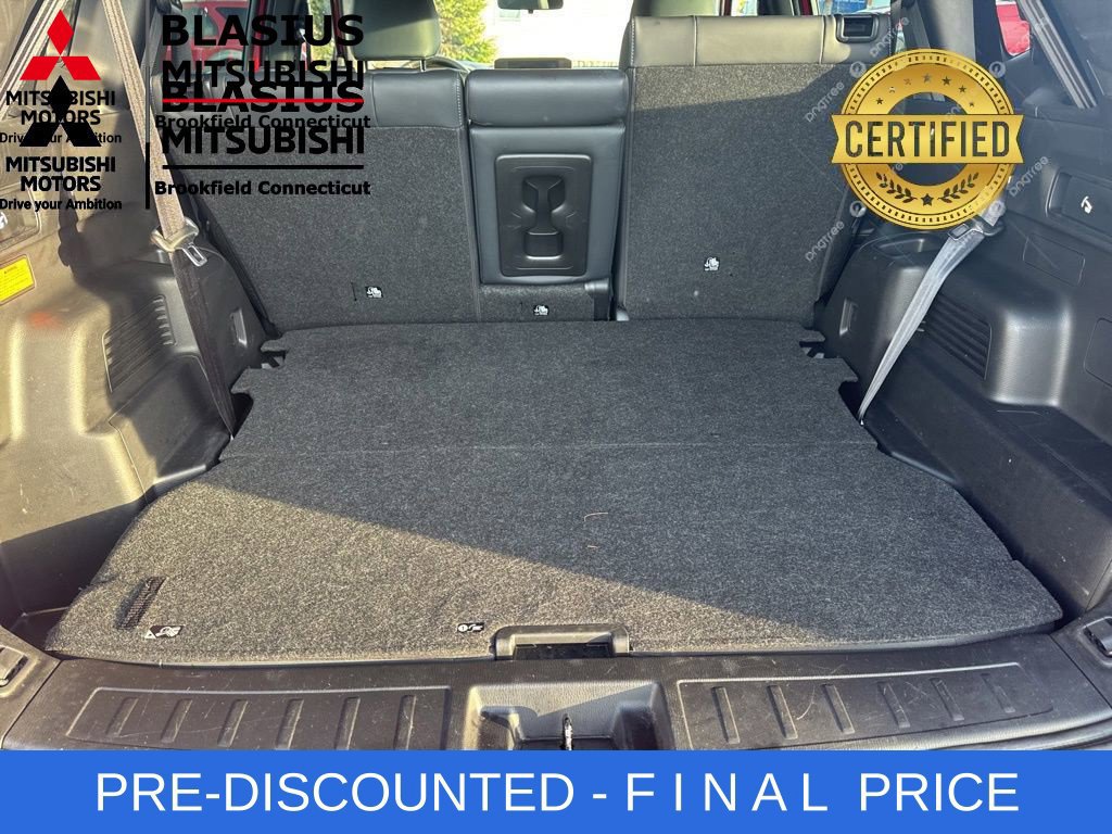 Used 2023 Mitsubishi Outlander 4WD Plug-In Hybrid image 9