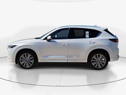 Used 2025 MAZDA CX-5 Signature image 4