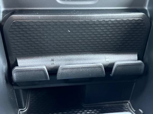 Used 2023 RAM 1500 Big Horn AWD/4WD image 29