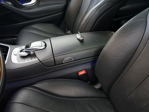 Used 2015 Mercedes-Benz S 550 4MATIC Sedan image 29