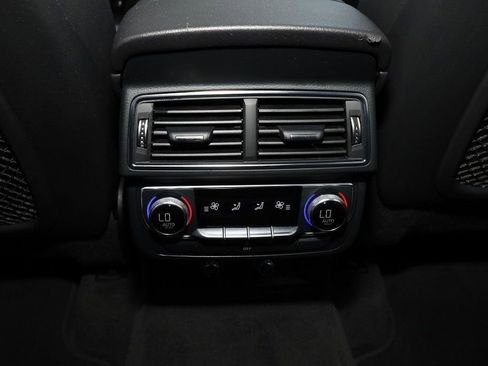 Used 2018 Audi Q7 3.0T Prestige w/ Prestige Package image 32