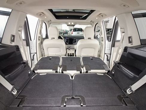 Used 2023 Volvo XC90 B6 Plus w/ Protection Package Premier AWD/4WD image 31