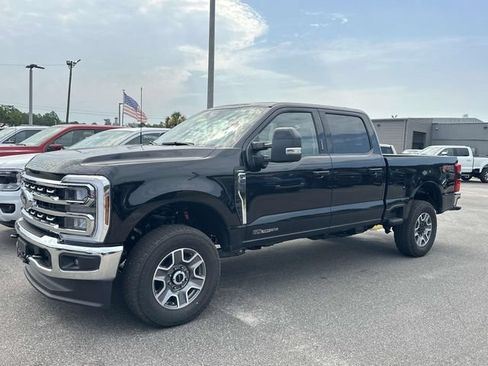 New 2026 Ford F250 Lariat w/ FX4 Off-Road Package AWD/4WD image 19