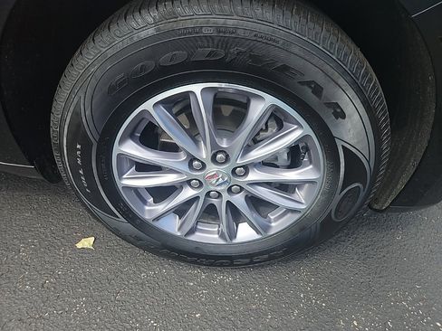 Used 2024 Buick Enclave Essence w/ Trailering Package, 5000 lbs. image 8