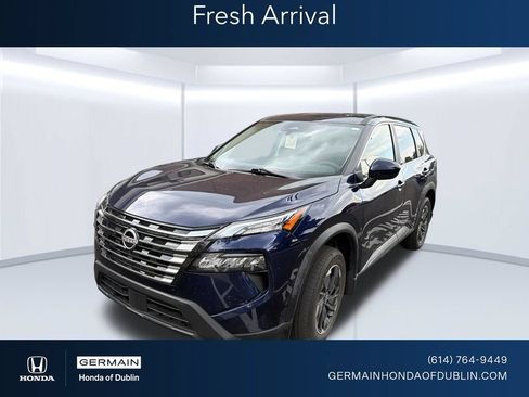 Used 2024 Nissan Rogue SV AWD/4WD image 1