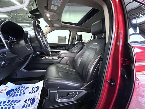 Used 2018 Ford Expedition Max Platinum AWD/4WD image 10
