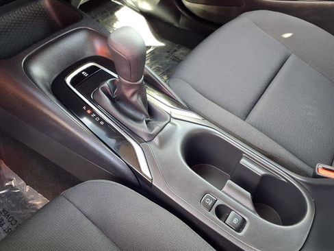 Certified 2025 Toyota Corolla LE image 15