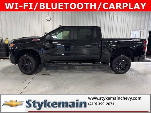 New 2026 Chevrolet Silverado 1500 Custom Trail Boss w/ Turbomax Blackout Package image 2