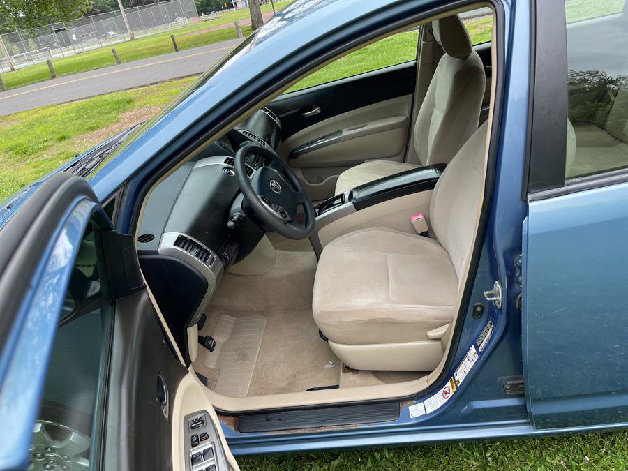 Used 2005 Toyota Prius w/ Pkg 3 FWD image 14