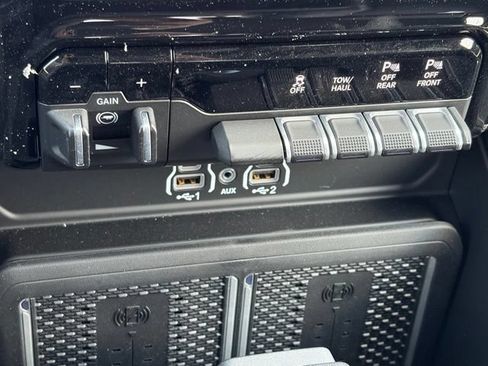 New 2026 RAM 2500 Rebel w/ Rebel Level 1 Equipment Group AWD/4WD image 21